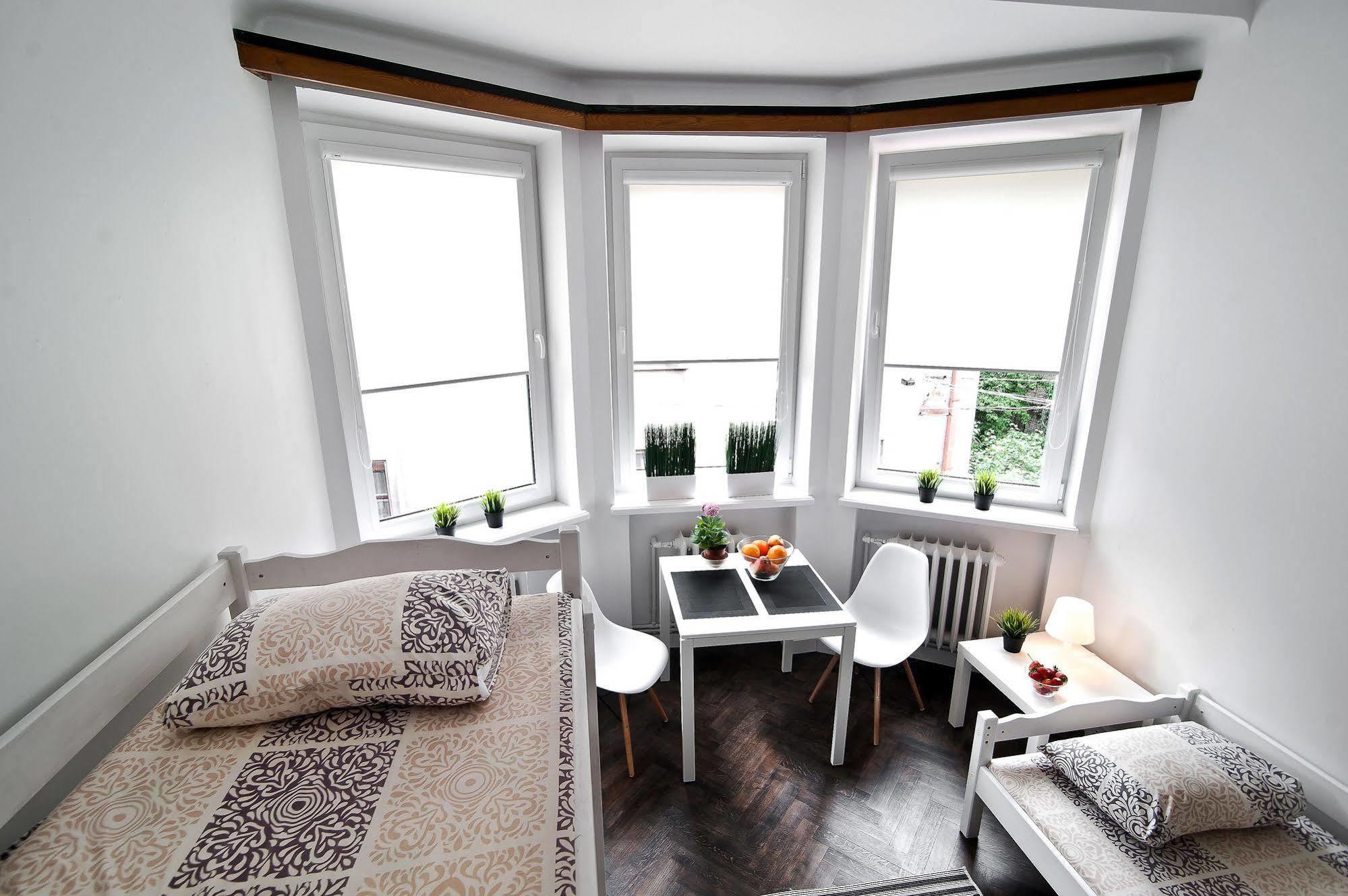 Extra Hostel "Easy Kaunas" Kültér fotó