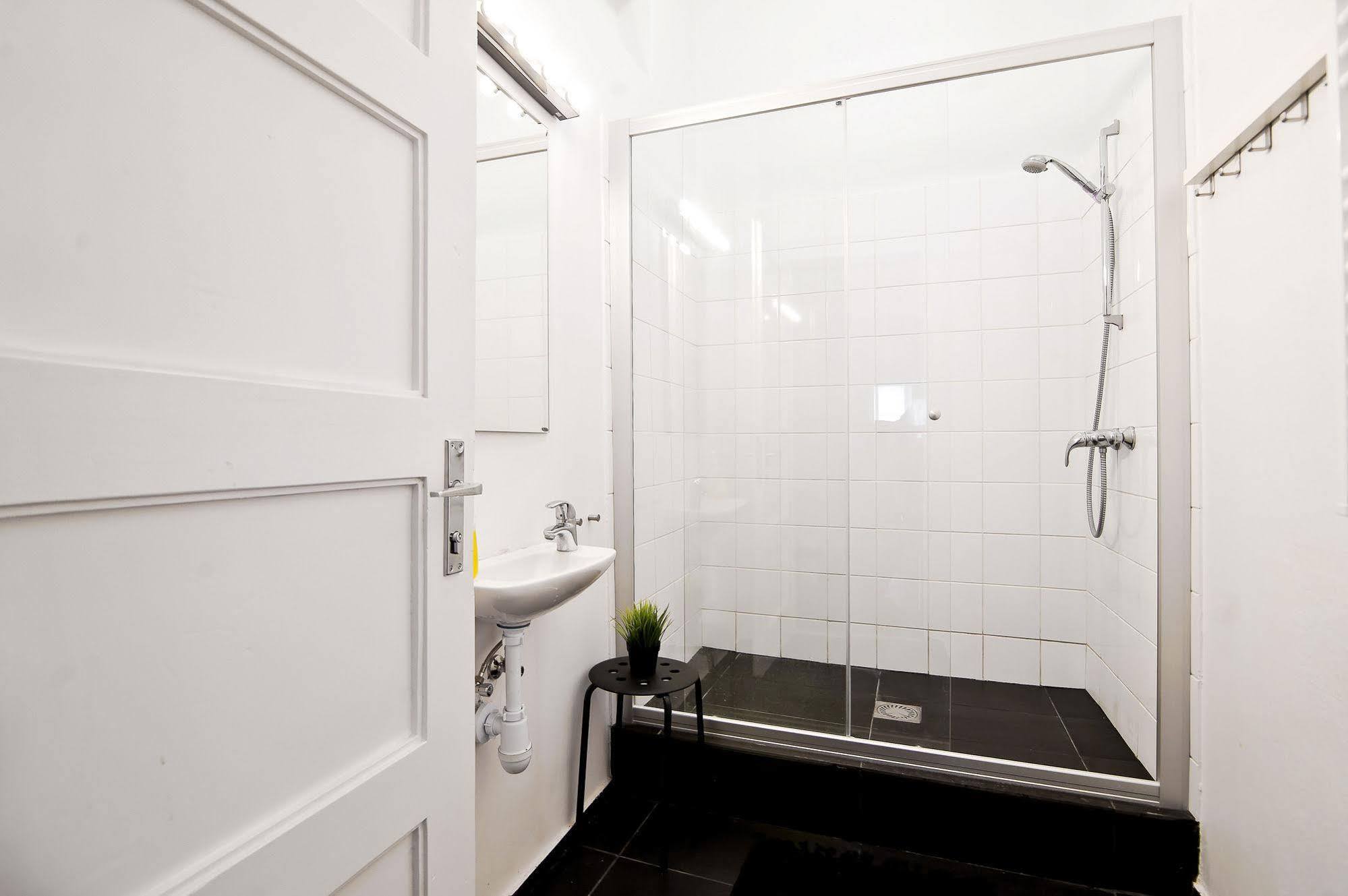 Extra Hostel "Easy Kaunas" Kültér fotó
